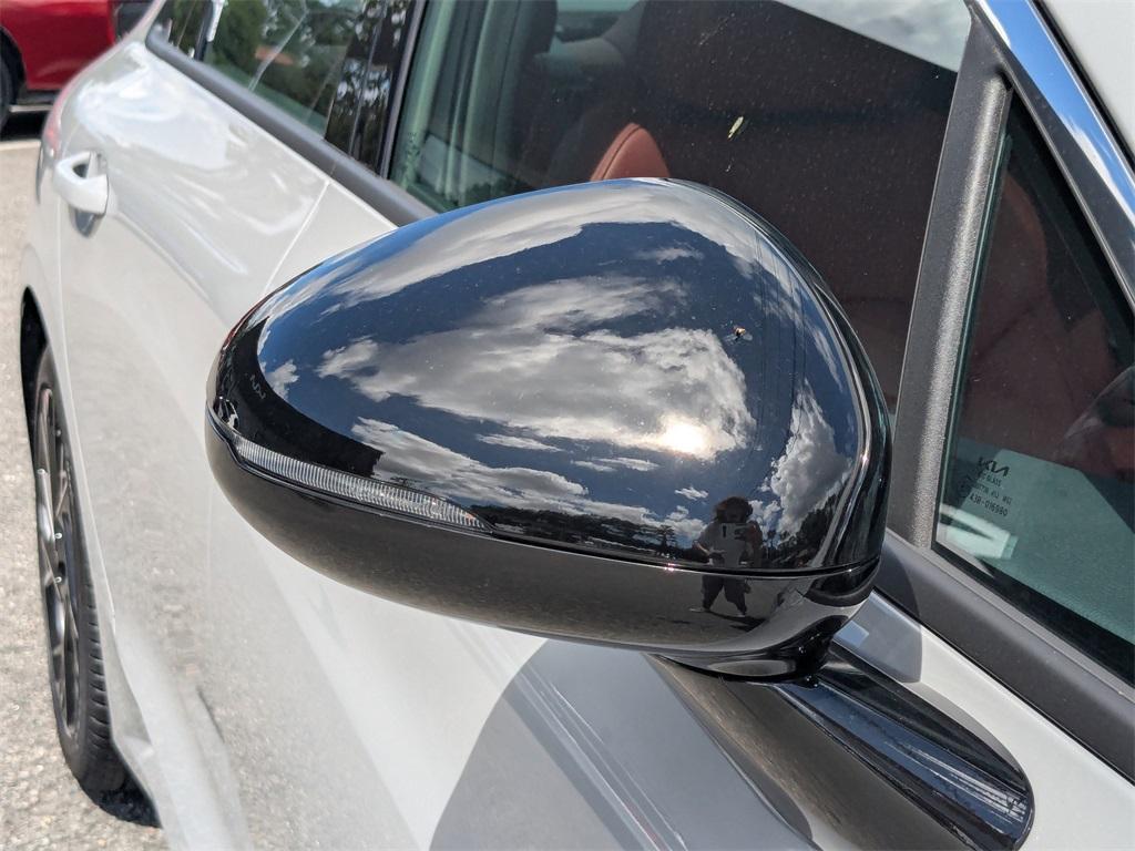 new 2025 Kia K5 car, priced at $30,930