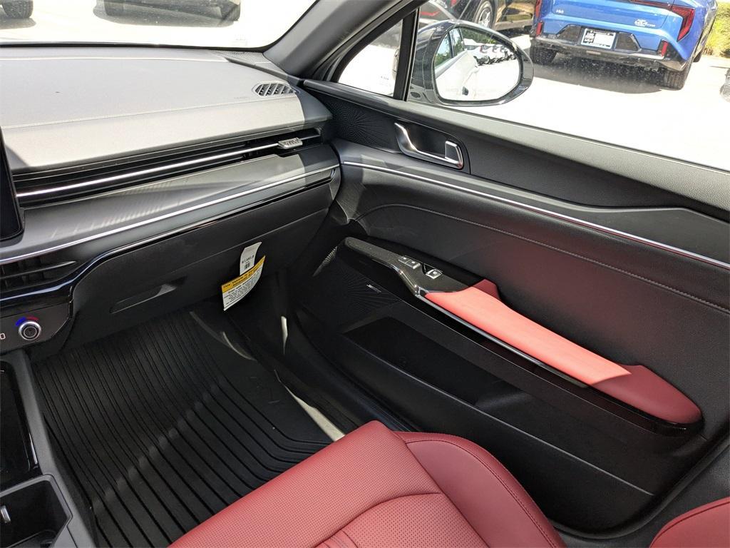 new 2025 Kia K5 car, priced at $30,930
