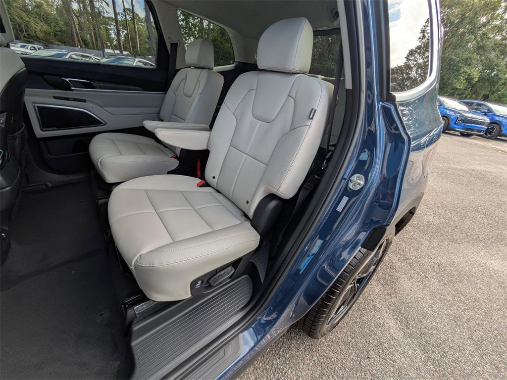 new 2025 Kia Telluride car, priced at $43,048