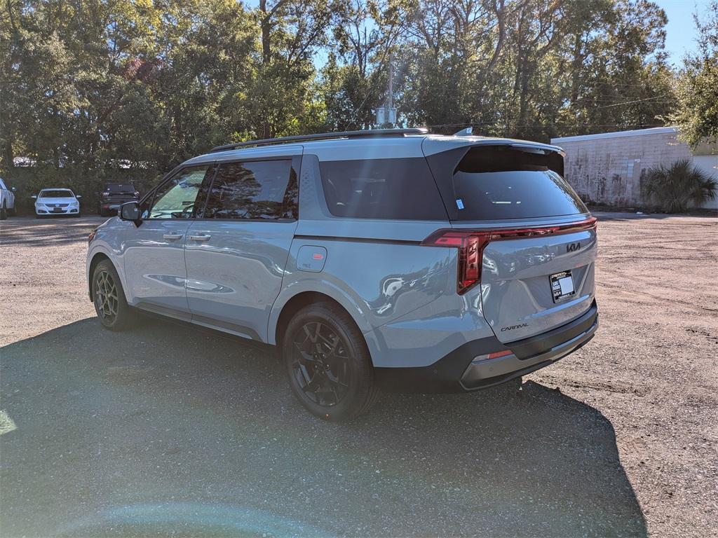 new 2026 Kia Carnival Hybrid car, priced at $48,890