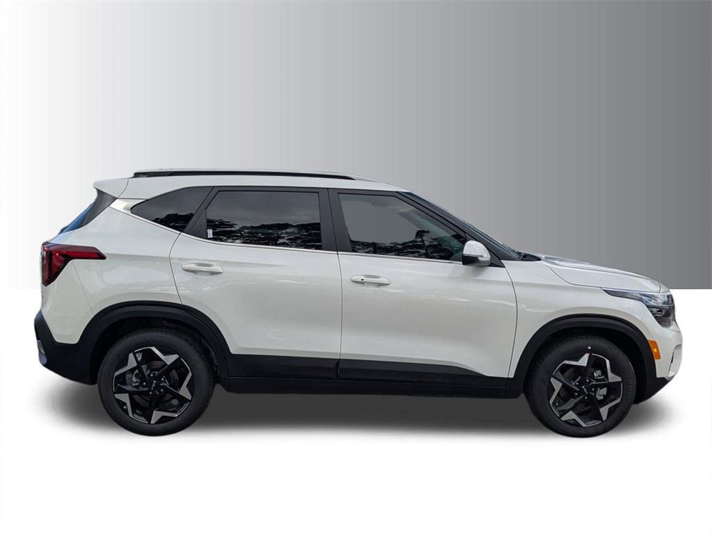 new 2025 Kia Seltos car, priced at $26,670