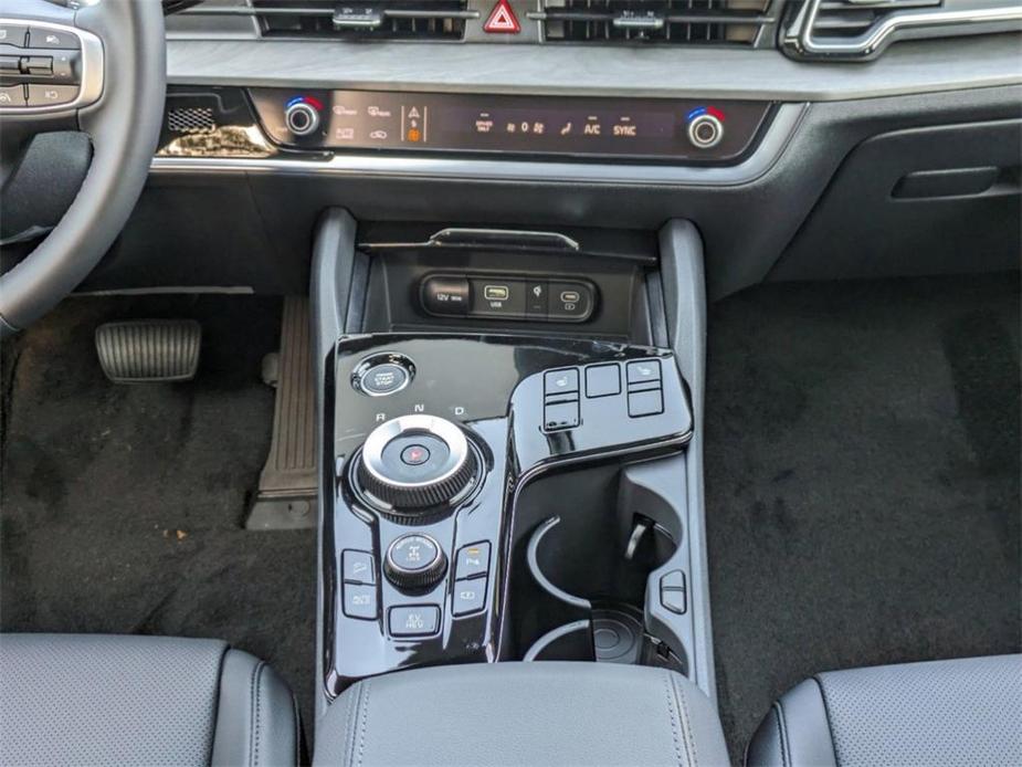 new 2024 Kia Sportage Plug-In Hybrid car, priced at $40,140