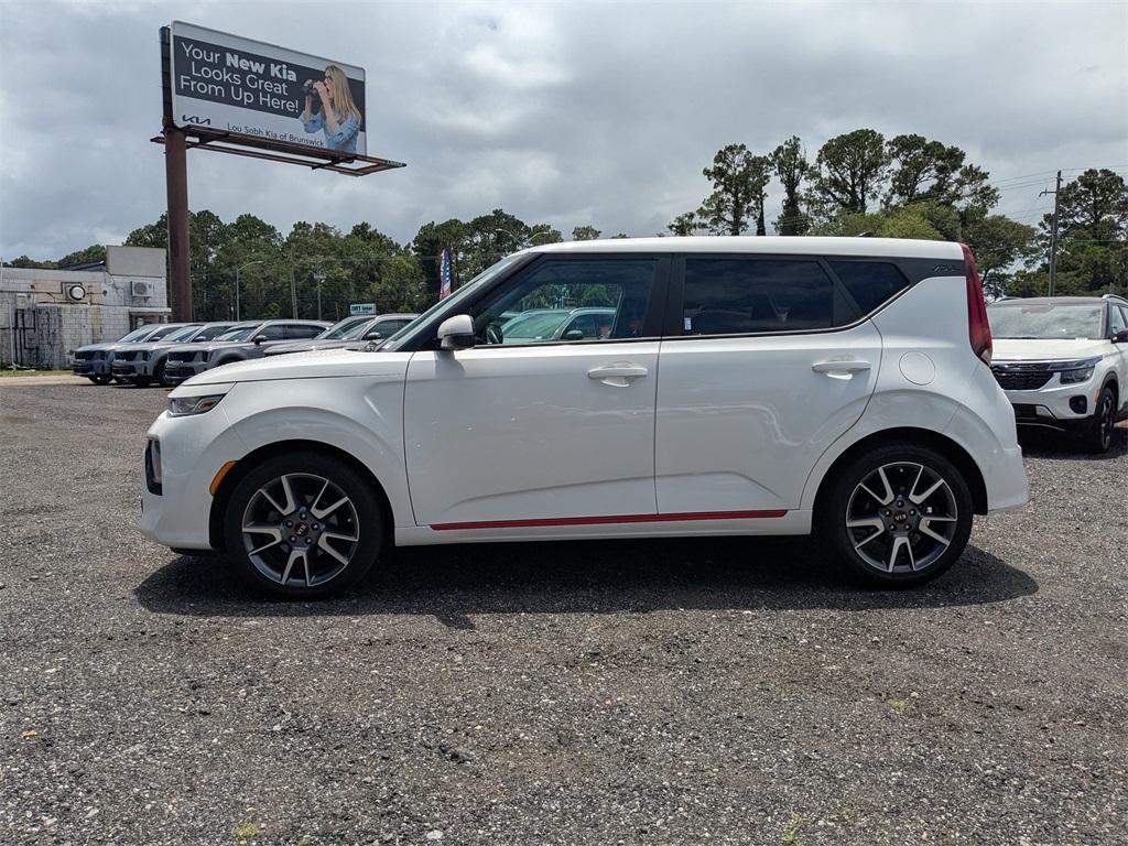 used 2021 Kia Soul car, priced at $14,988