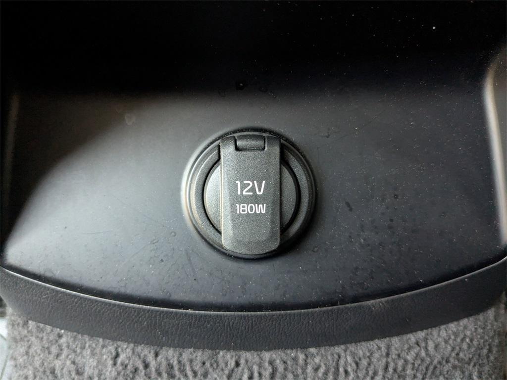 used 2024 Kia Sorento car, priced at $31,988