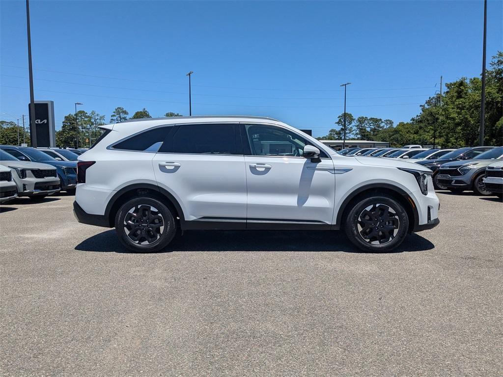 used 2024 Kia Sorento car, priced at $31,988