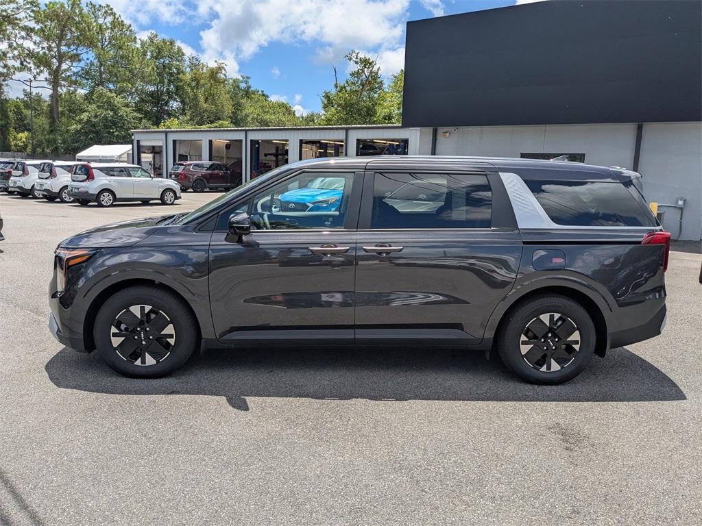 new 2025 Kia Carnival Hybrid car, priced at $41,110