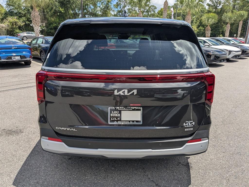 new 2025 Kia Carnival Hybrid car, priced at $41,110