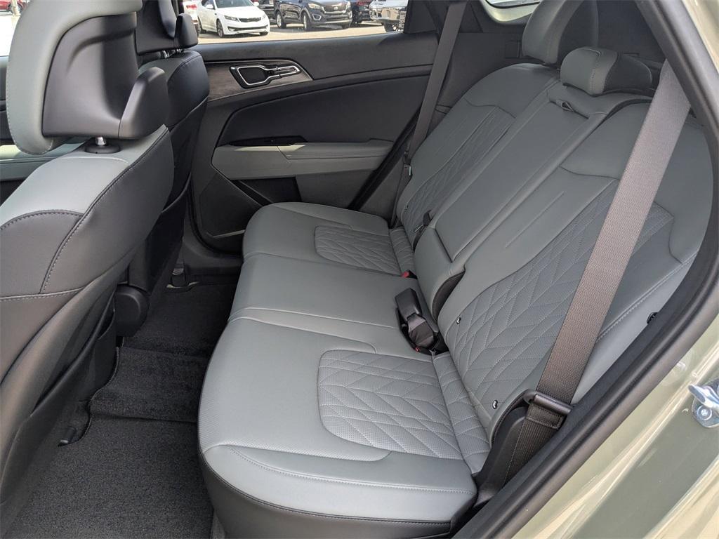 new 2025 Kia Sportage Plug-In Hybrid car, priced at $924,383
