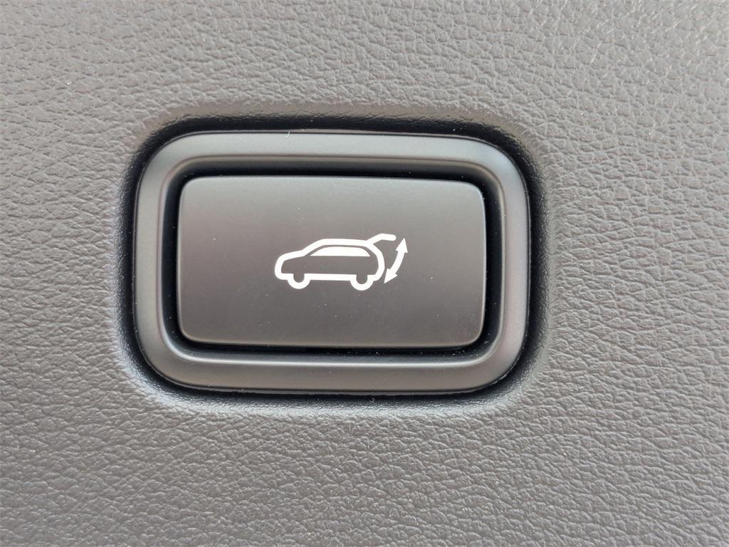 new 2025 Kia Sportage Plug-In Hybrid car, priced at $924,383