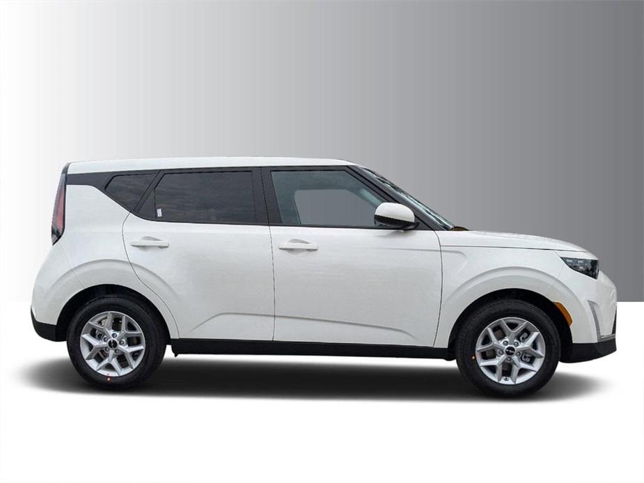 new 2025 Kia Soul car, priced at $22,685