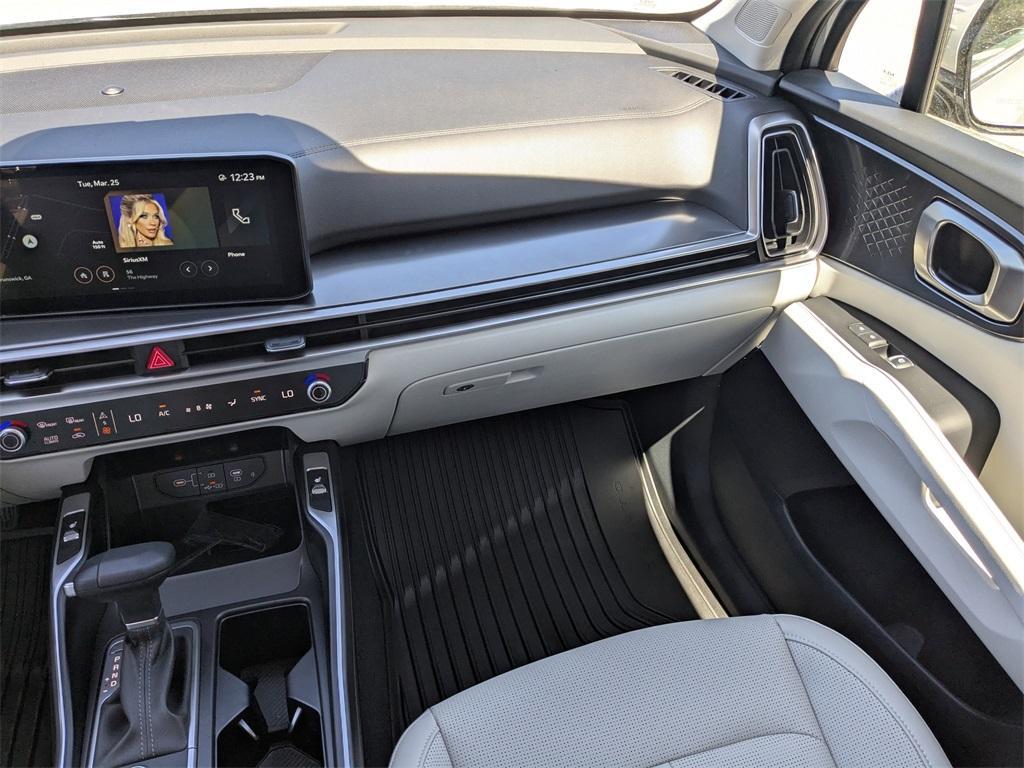 new 2025 Kia Sorento car, priced at $33,480
