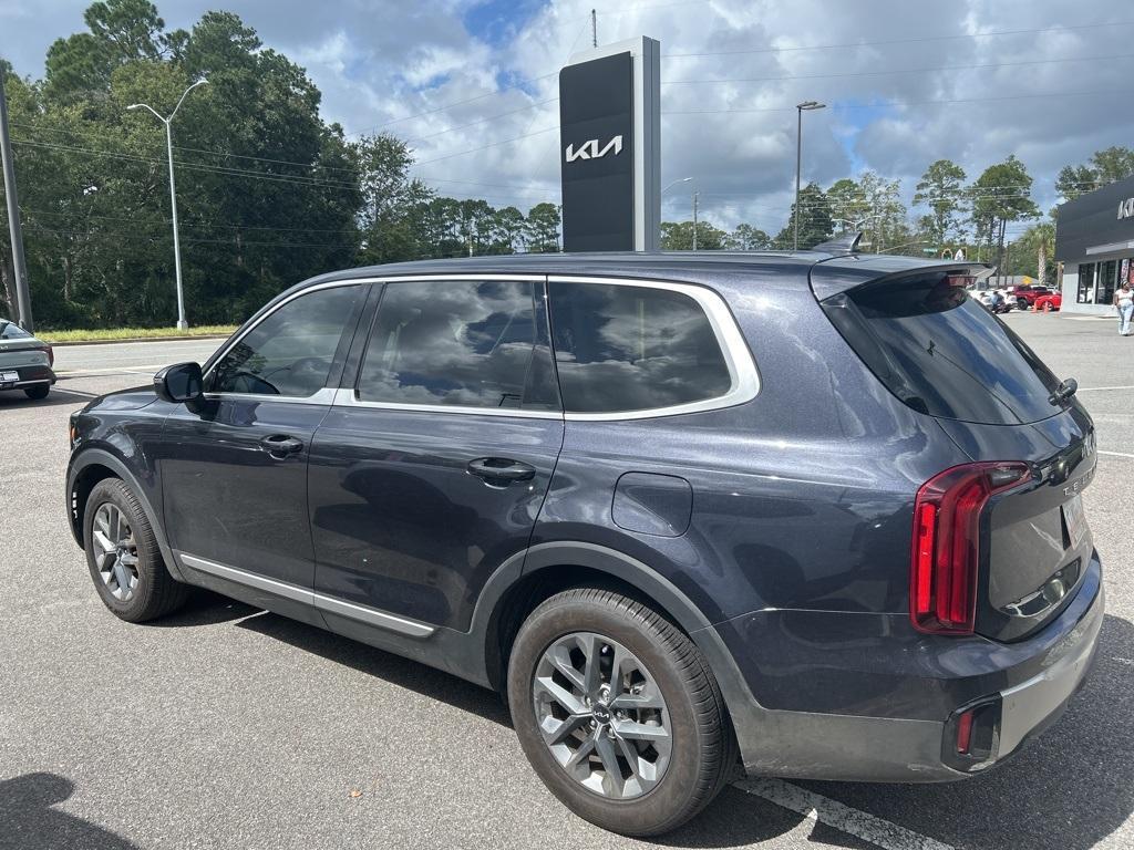 used 2025 Kia Telluride car, priced at $33,988