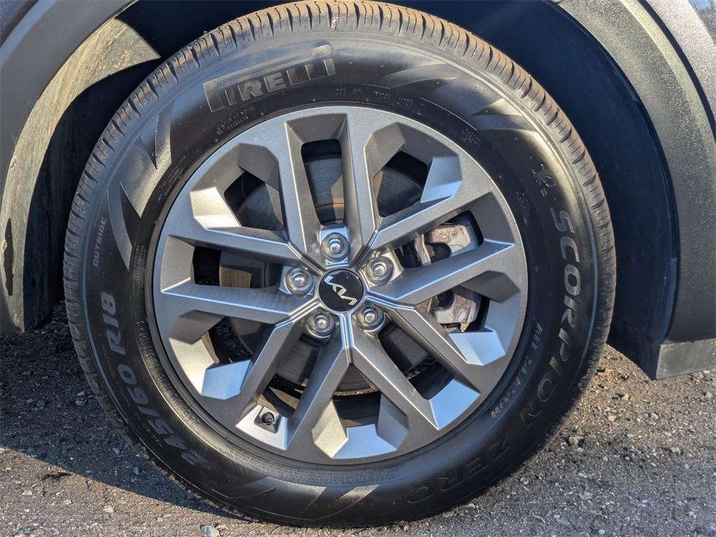 used 2025 Kia Telluride car, priced at $33,588
