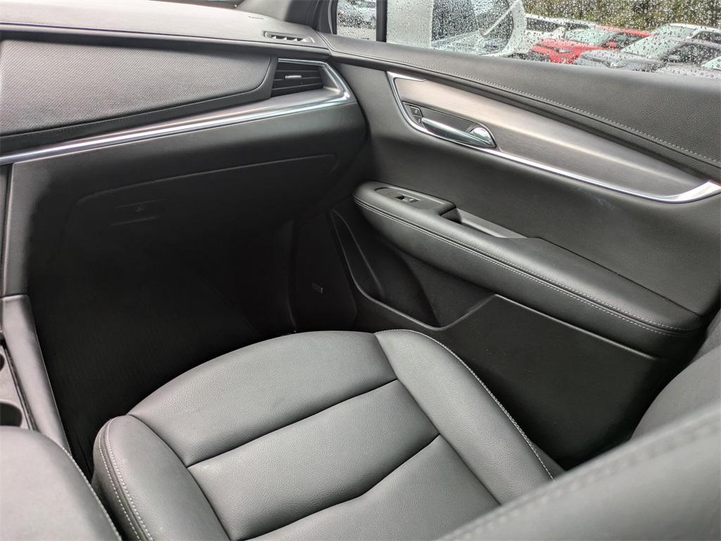 used 2020 Cadillac XT5 car, priced at $22,988