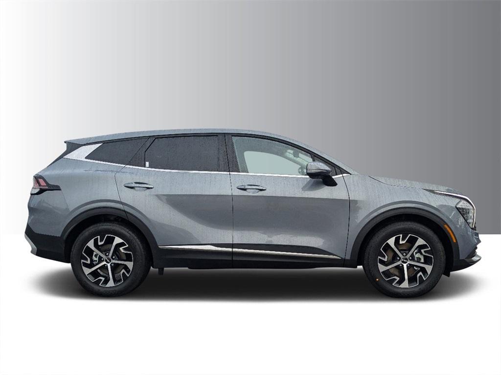 new 2025 Kia Sportage car, priced at $28,563