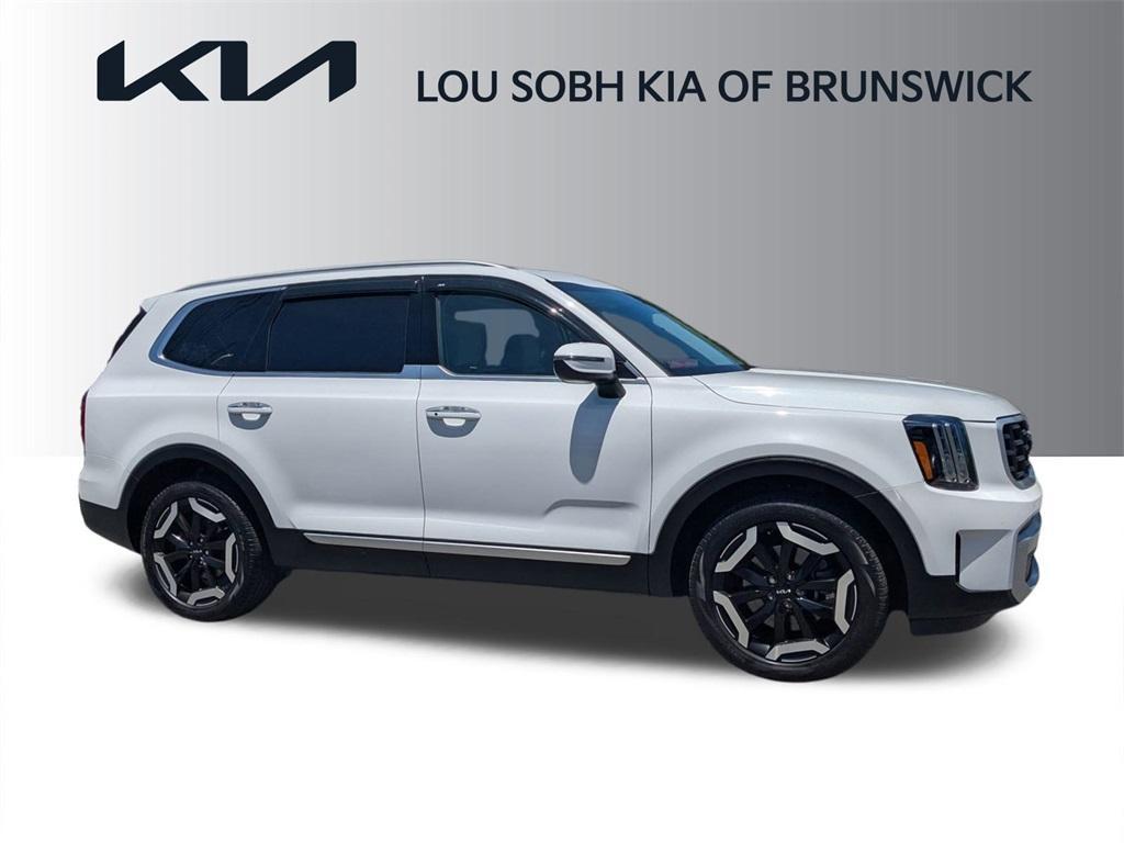 used 2024 Kia Telluride car, priced at $37,988
