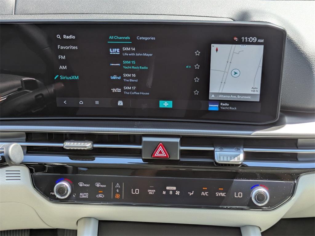 new 2026 Kia Sportage Hybrid car, priced at $42,035
