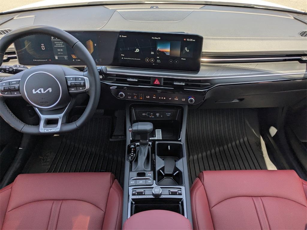 new 2025 Kia K5 car, priced at $30,930