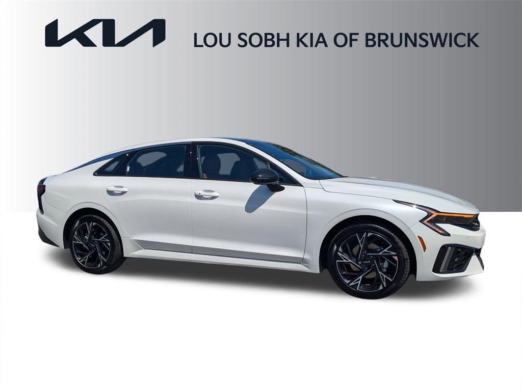 new 2025 Kia K5 car, priced at $30,930