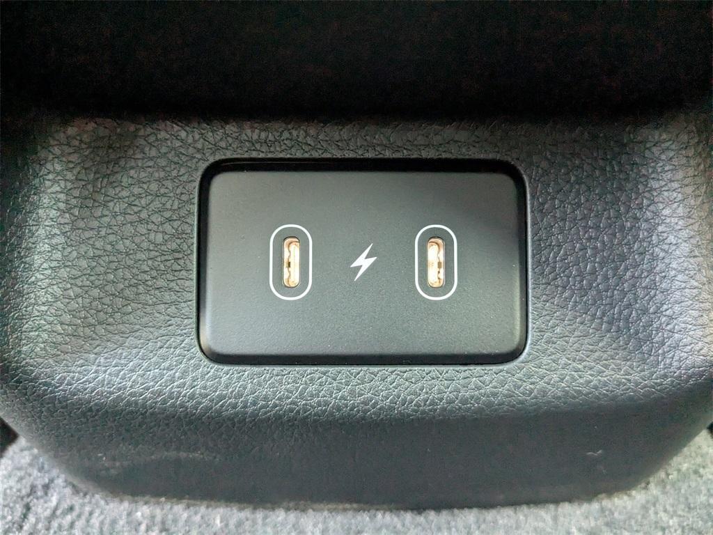 new 2025 Kia K5 car, priced at $30,930