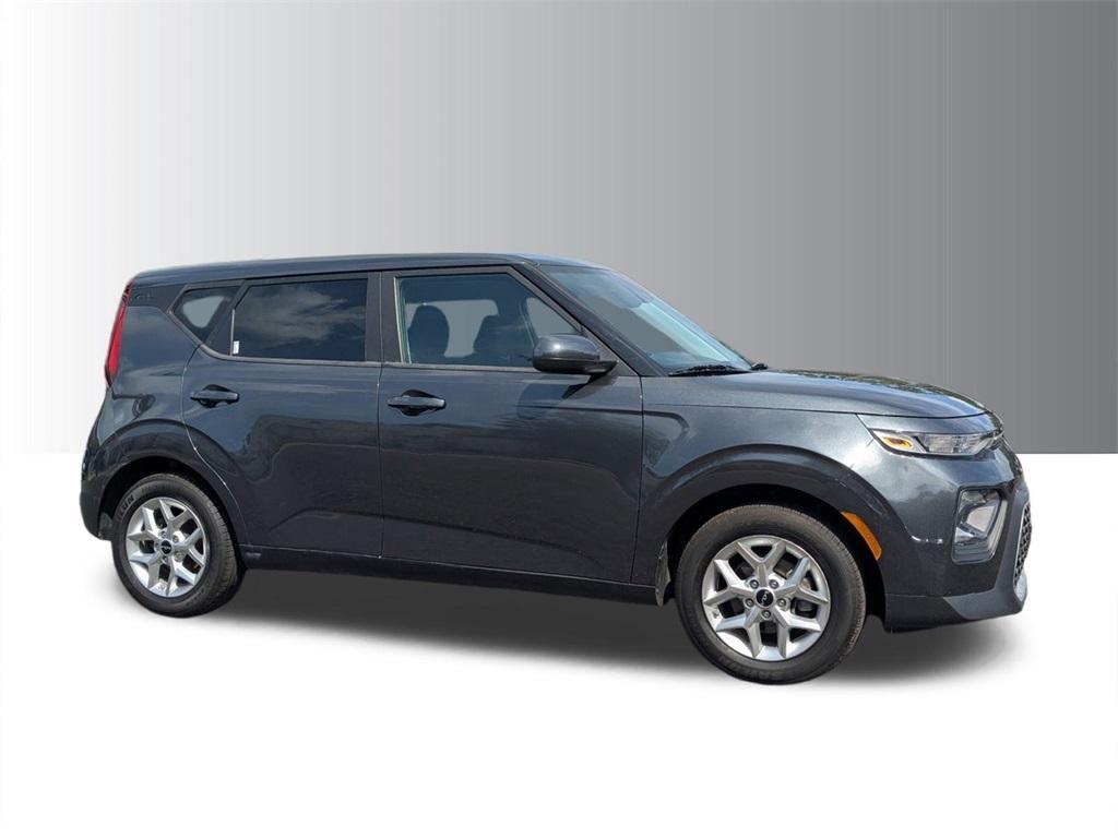 used 2022 Kia Soul car, priced at $17,288