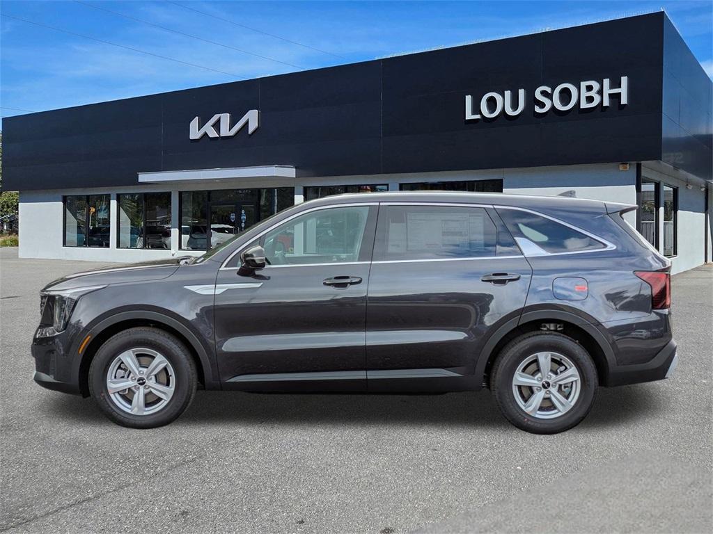 new 2026 Kia Sorento car, priced at $32,300