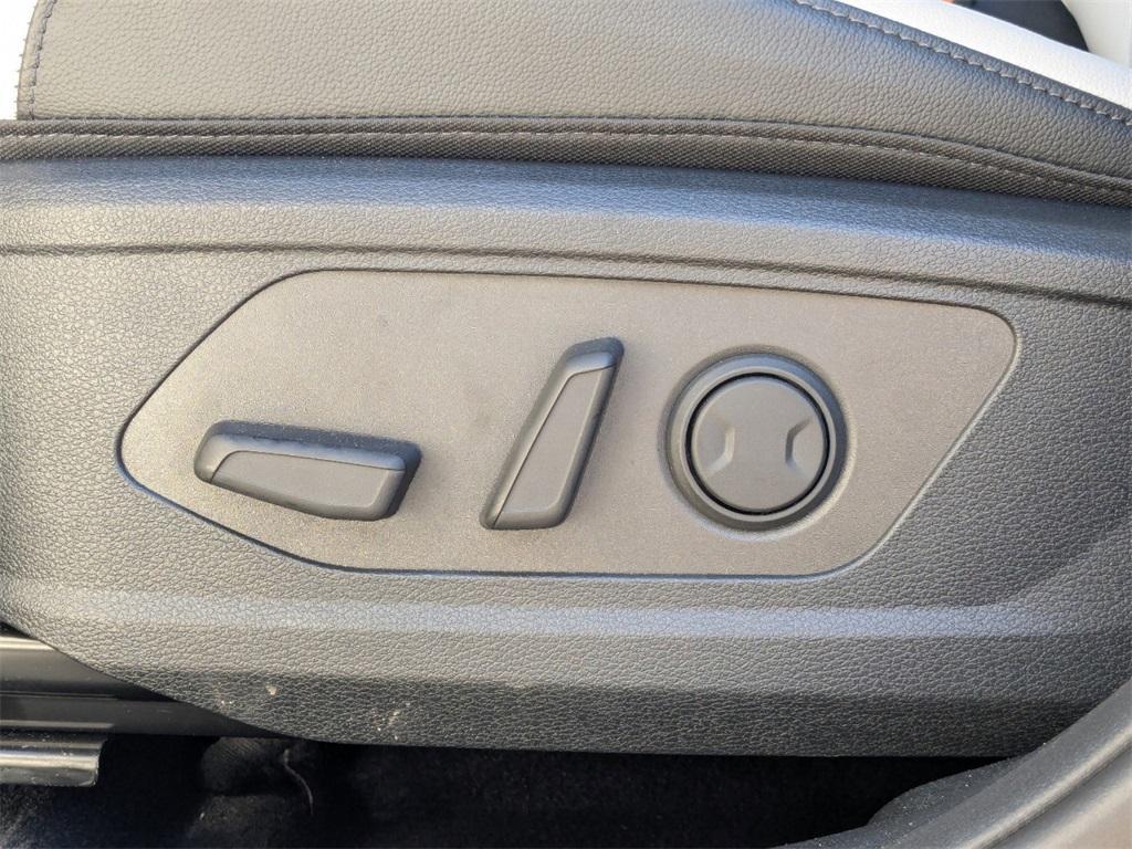 new 2025 Kia Sportage car, priced at $30,006