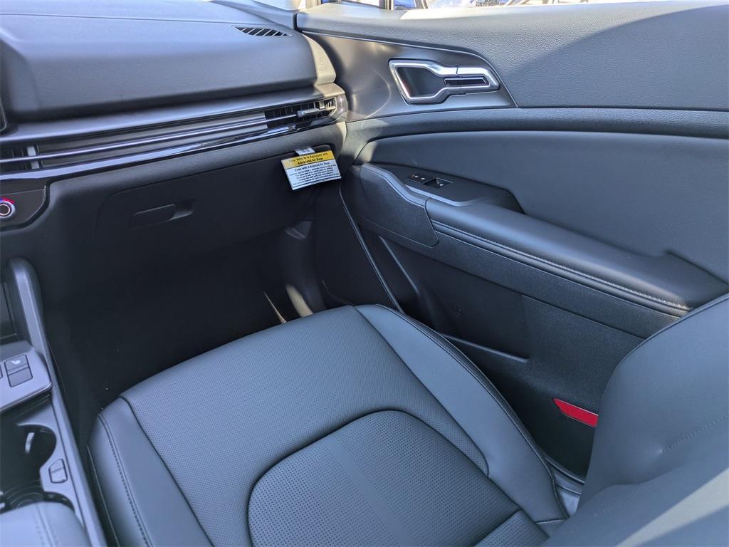 new 2026 Kia Sportage car, priced at $30,676