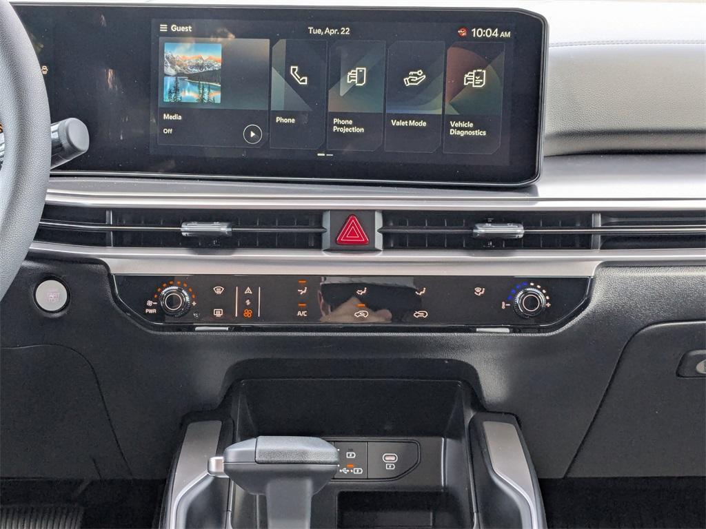 new 2025 Kia Sorento car, priced at $32,555