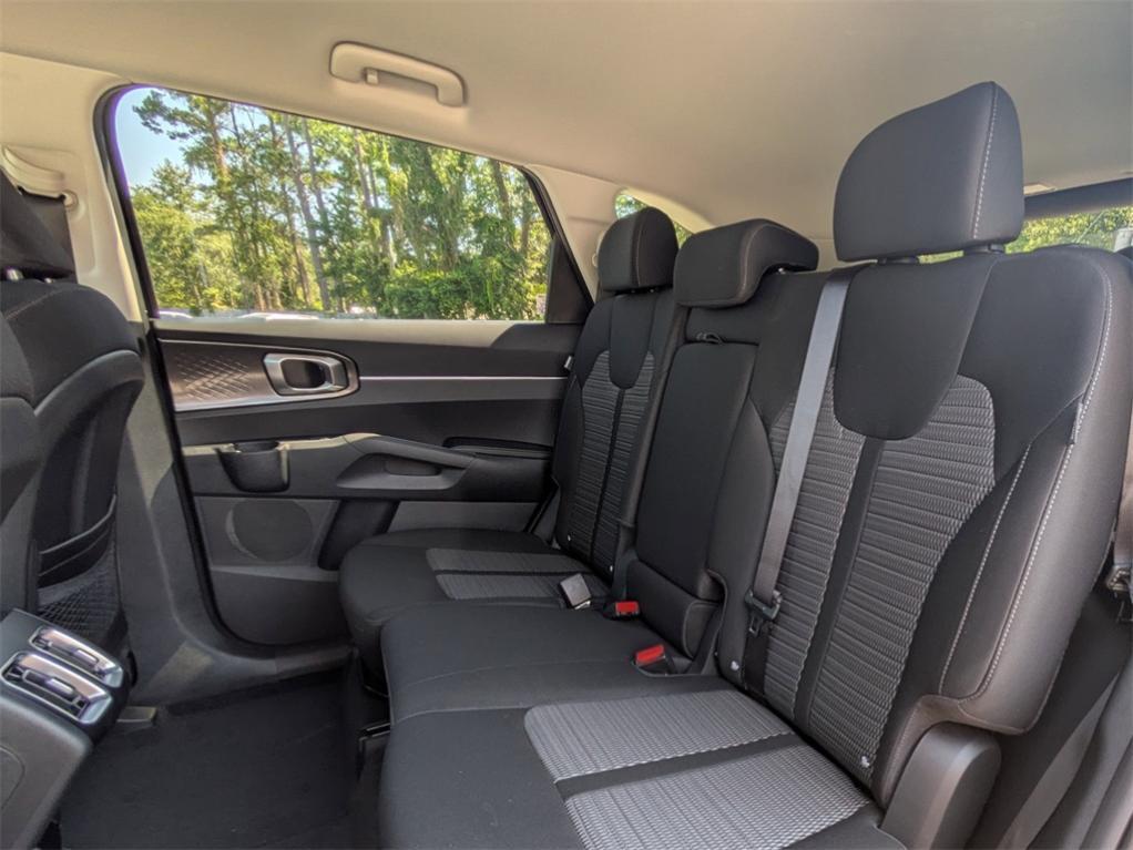 new 2026 Kia Sorento car, priced at $32,300