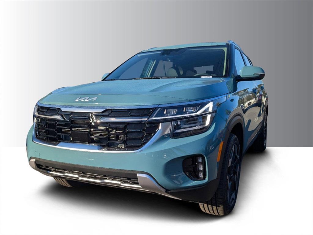 new 2025 Kia Seltos car, priced at $34,155