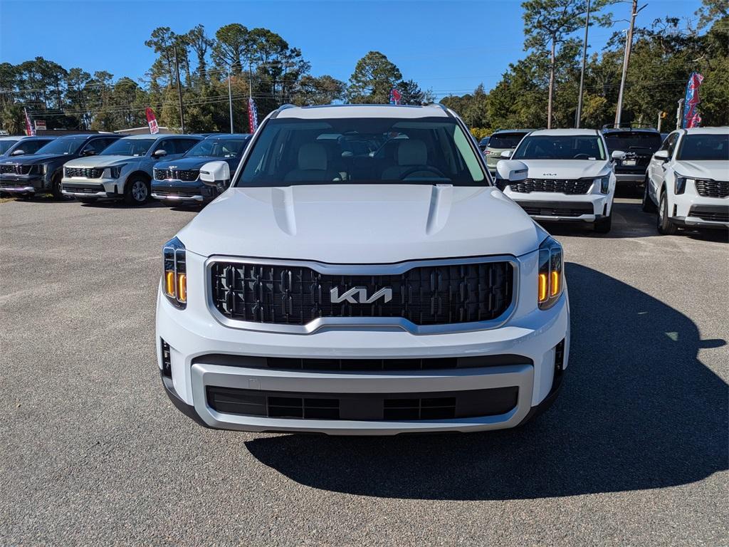 new 2025 Kia Telluride car, priced at $43,030