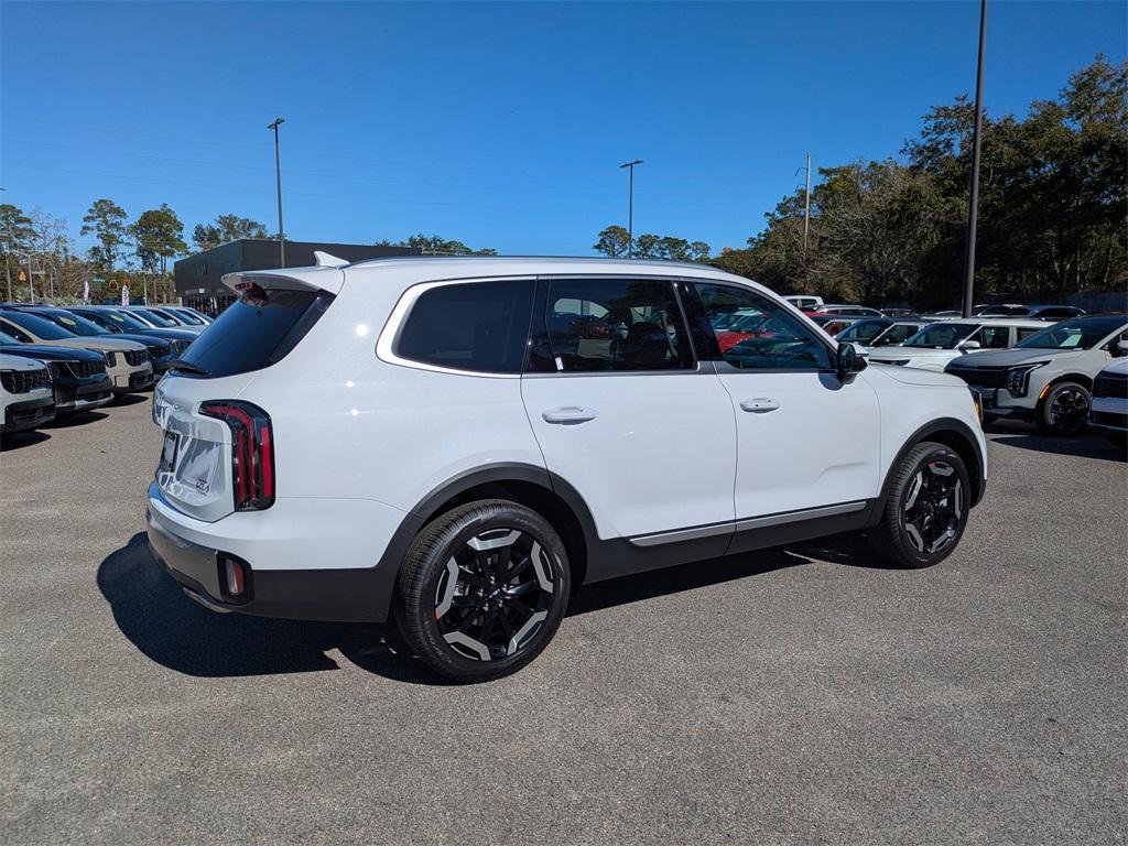 new 2025 Kia Telluride car, priced at $43,030