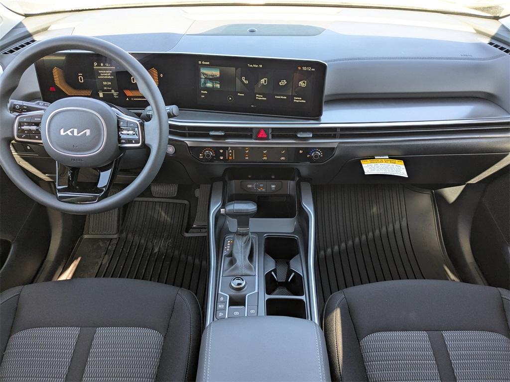 new 2025 Kia Sorento car, priced at $30,380