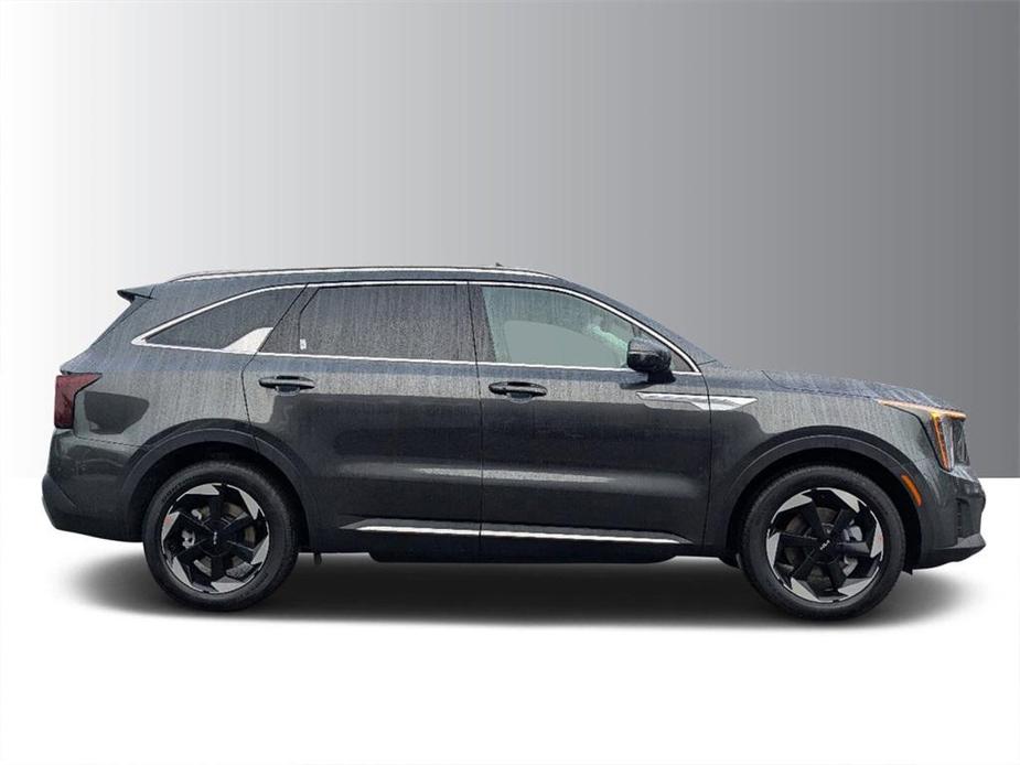 new 2025 Kia Sorento Hybrid car, priced at $42,130