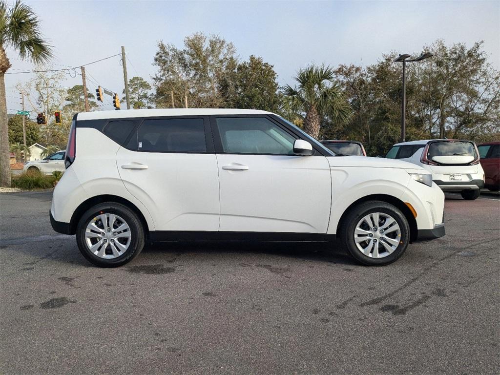 new 2025 Kia Soul car, priced at $22,185