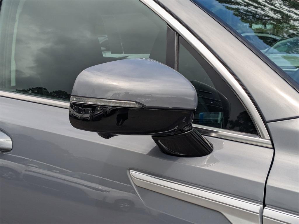 new 2025 Kia Sorento car, priced at $41,275