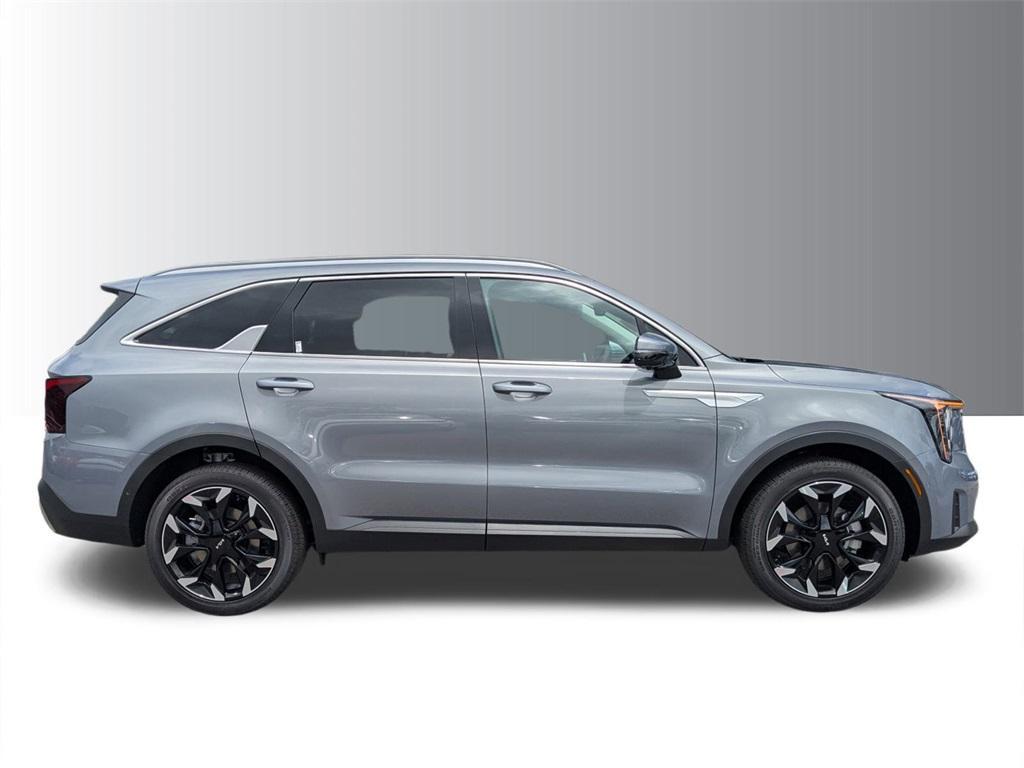 new 2025 Kia Sorento car, priced at $41,275