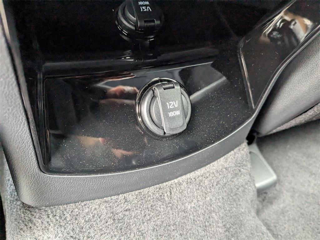 new 2025 Kia Sorento car, priced at $41,275