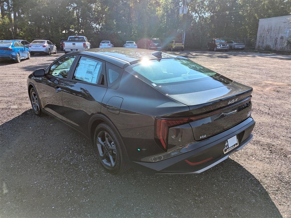 new 2025 Kia K4 car, priced at $23,575