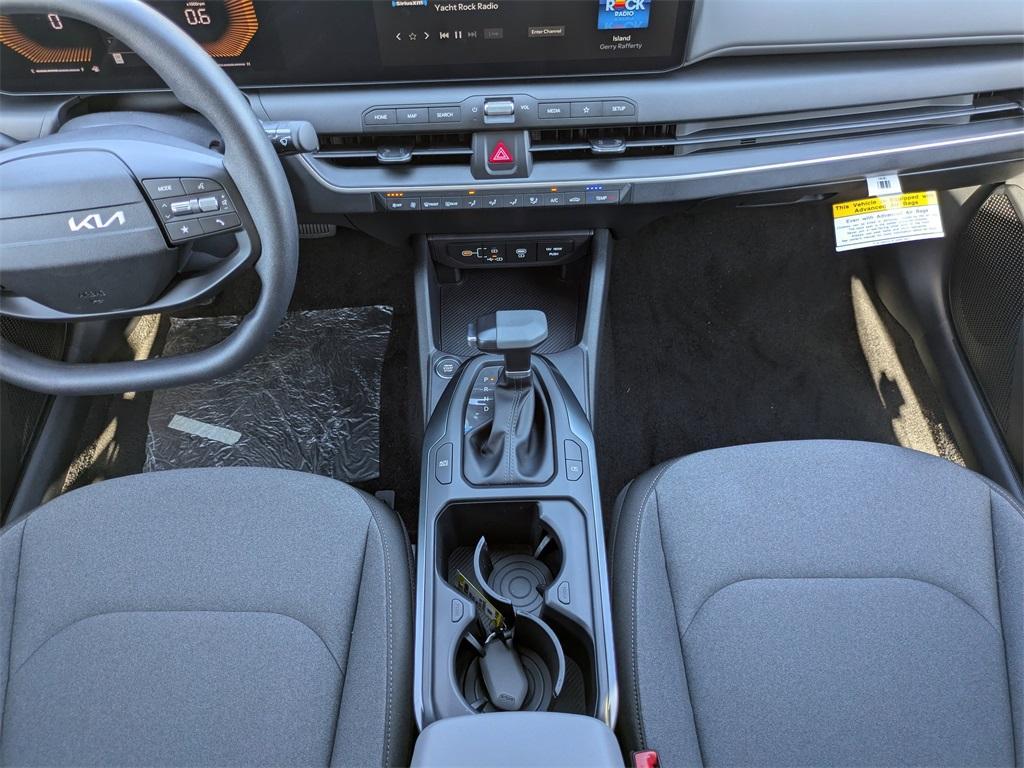 new 2025 Kia K4 car, priced at $23,575