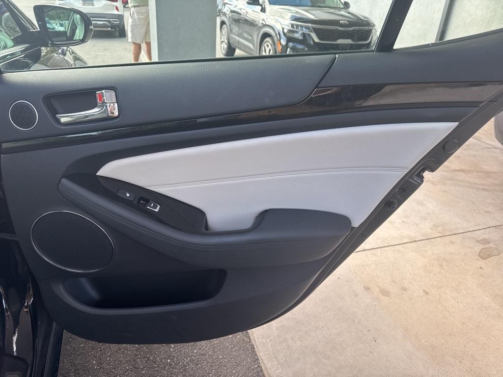 used 2014 Kia Cadenza car, priced at $8,988