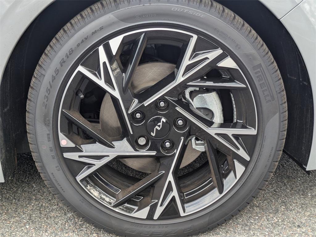 new 2026 Kia K5 car, priced at $29,165