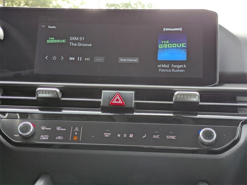 new 2026 Kia Sportage Hybrid car, priced at $42,175