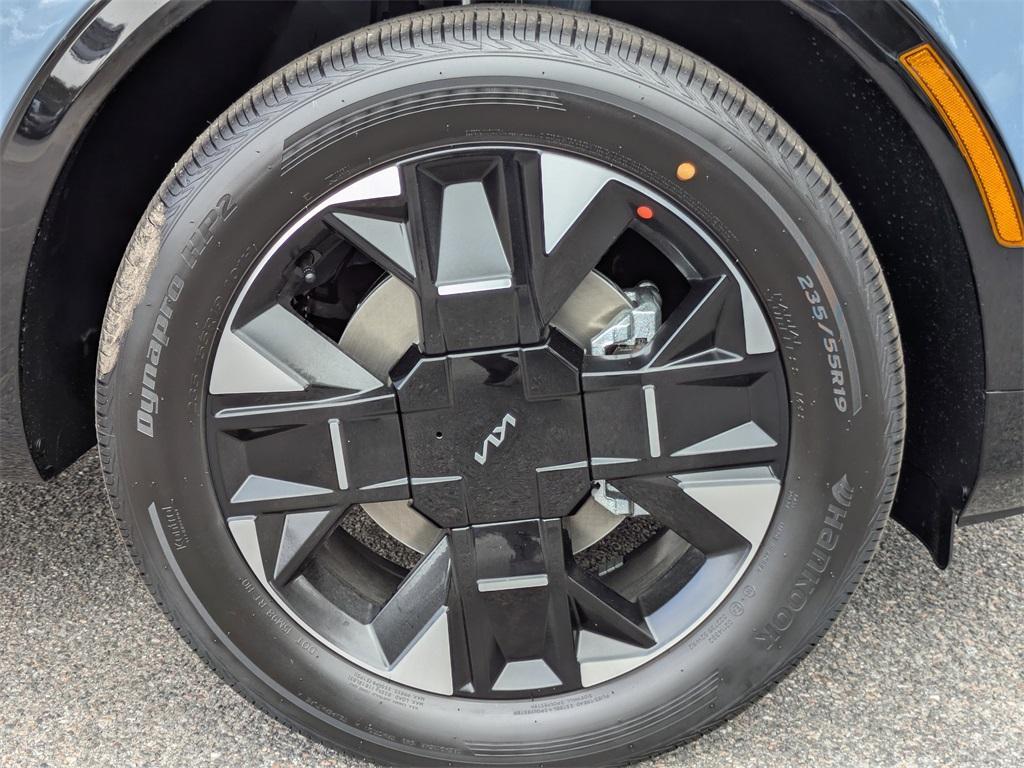 new 2026 Kia Sportage Hybrid car, priced at $42,175