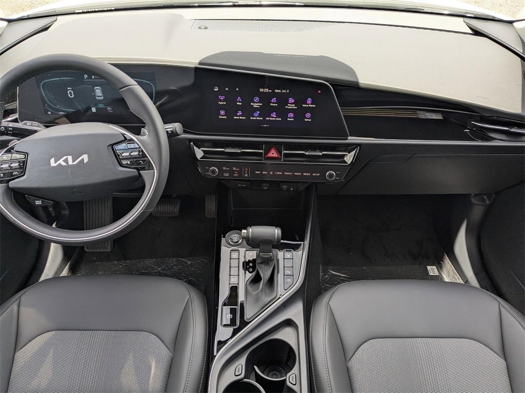 new 2025 Kia Niro car, priced at $30,765