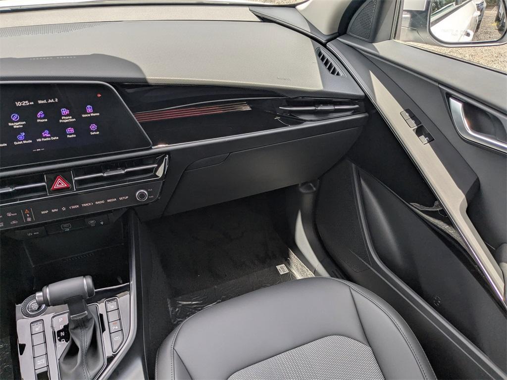 new 2025 Kia Niro car, priced at $30,765