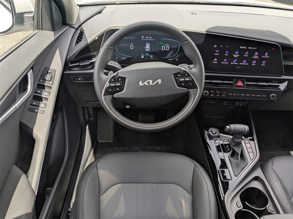 new 2025 Kia Niro car, priced at $30,765