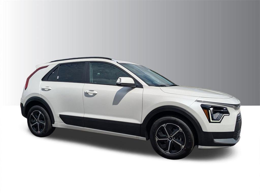 new 2025 Kia Niro car, priced at $30,765