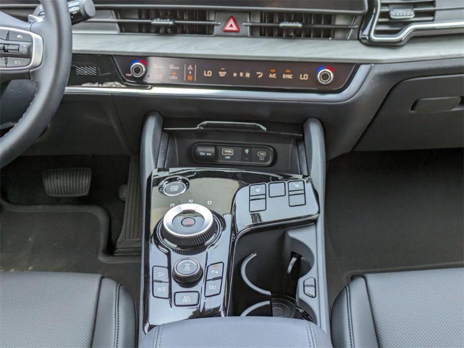 new 2024 Kia Sportage Plug-In Hybrid car, priced at $40,535